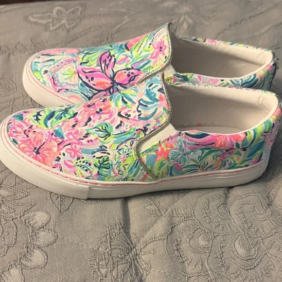 Lilly Pulitzer Julie Sneaker Multi Canvas Size 6.5 Women - Picture 3 of 8